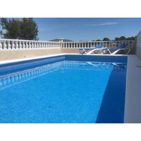 CASA DEL BOSQUE CON PISCINA EN SITGES