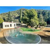 CASA RURAL EL JARDI con Piscina, Jardin y Barbacoa