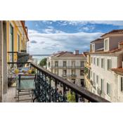 Castelo Apartment - Beautiful Balcony View