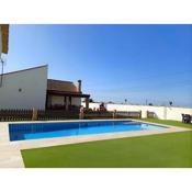 Chalet piscina privada Pinamar Familias Parejas