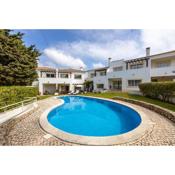 CoolHouses Luz, 3 Bed linked house, shared pool, a stone's throw of the sea, Casa Sirrah