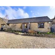 Cosy Cotswold Barn conversion in Andoversford