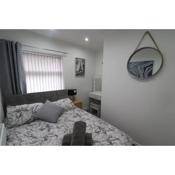 Cosy two bedroom first floor apartment