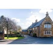 Countryside 6-bedroom cottage