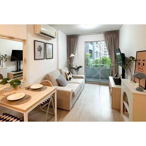 Cozy Apartment in Sukhumvit