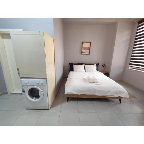 Cozy big room near Taksim R4- Home design