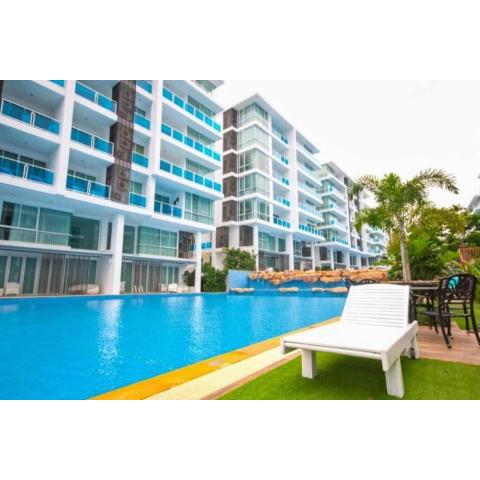 Cozy Condo with Pool View near Hua Hin Beach