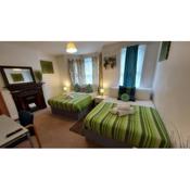 Cozy Haven -5 Bed Ideal For Longer Stays!!! Medway Kent