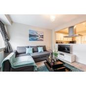 Dartford, Kent - Modern 2Bd 2Bath En-Suite Bungalow M25 Bluewater