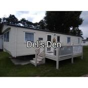 Del's den lakeside weeley bridge