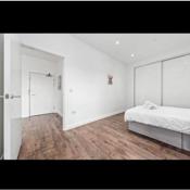 Delta 1 BR Flat in London DP328