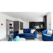 Drake House Apt 10 in Staines - Free Parking - Heathrow - Thorpe Park