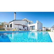 Elegant Villa Dolcea with a swimming pool