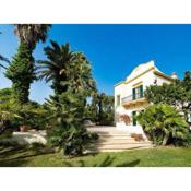 Elegant villa in Salemi with swimming pool