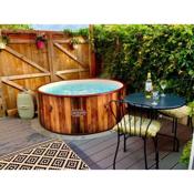 Elkstone Studio Private Hottub Pet Friendly