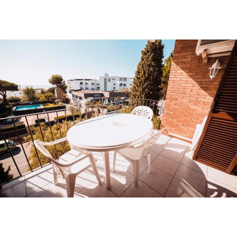 Espectacular apartamento en Calella de Palafrugell, vistas al mar