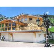 Exceptional, luxury ski chalet, outdoor bubble bath, panoramic winter garden