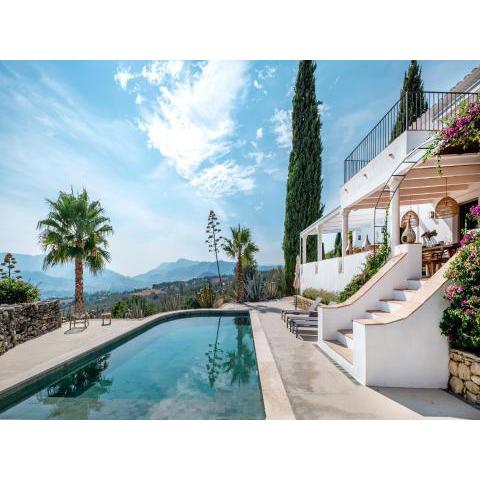 Exclusive historic Villa in the heart of Andalucian - La Villa Magdalena