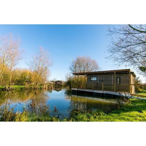 Fairwood Lakes Holiday Park