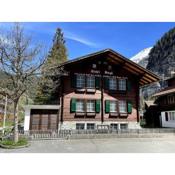 Familienferien im Chalet Bärgli Kandersteg