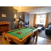 Family friendly, Modern House just 1m from Bike Park Wales