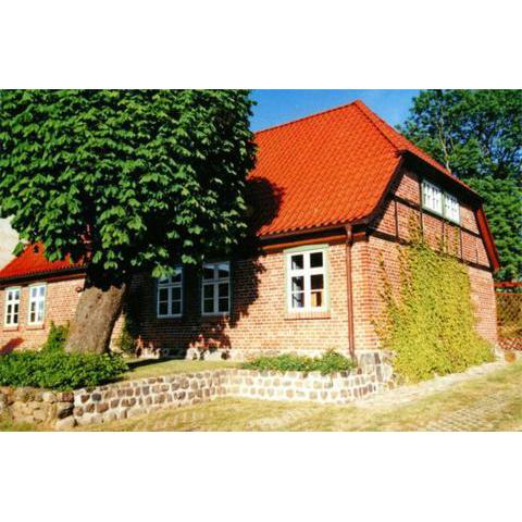 Ferienhaus mit 3 Schlafräumen Neu Sommersdorf SCHW 891