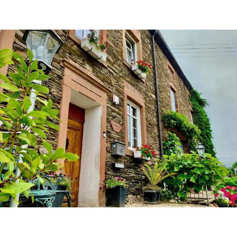 Ferienwohnung Cäcilia im idyllischen Haus Kommeles - Leiwen an der Mosel