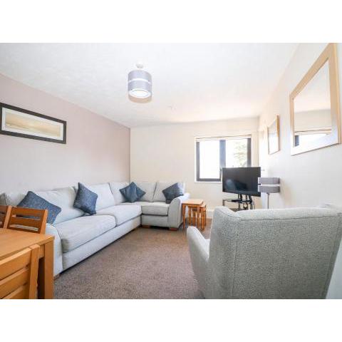 Flat 34 - Marine Court