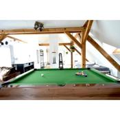 frigg flats I Industrial Style I Loft I Billard I