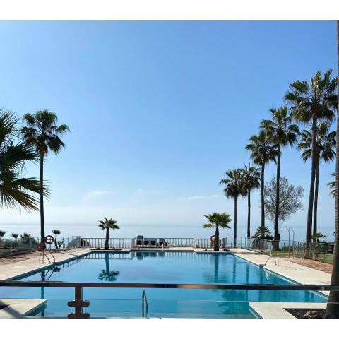 Frontline Beach Apartment, La Perla de la Bahia, Bahia de Casares - Estepona