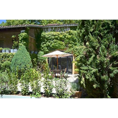 Gîte maison en pierre entre le Lot et la Dordogne