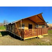 Glamping tent with kitchen and bathroom, on a holiday park on the IJsselmeer
