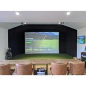 Golfers dream! Self contained suite with up to three hours complementary use of luxury golf studio included