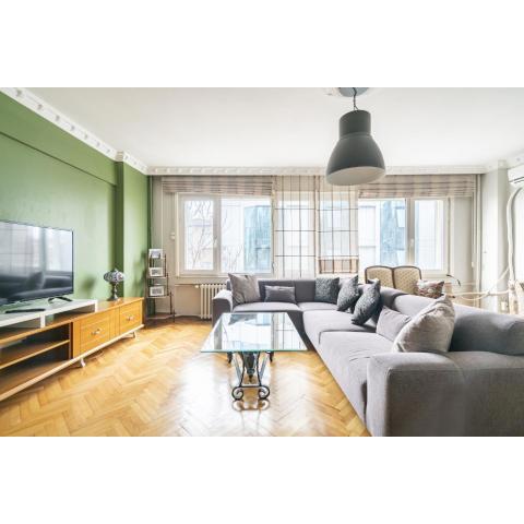 Gorgeous Flat in the Heart of Beyoglu