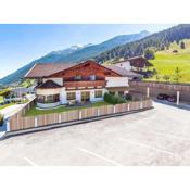 Group Apartment in Stubaital with Ski Storage