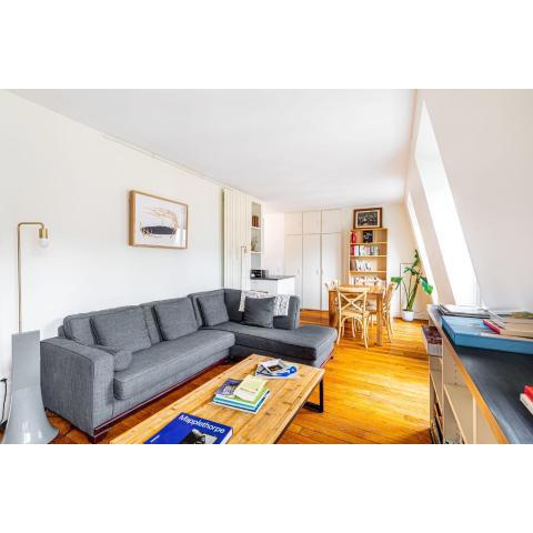 GuestReady - Modern Charm in the 7th district