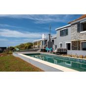 GuestReady - Quiet house & heated pool w sea view