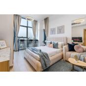 GuestReady - Zen Studio with Dubai Skyline Views