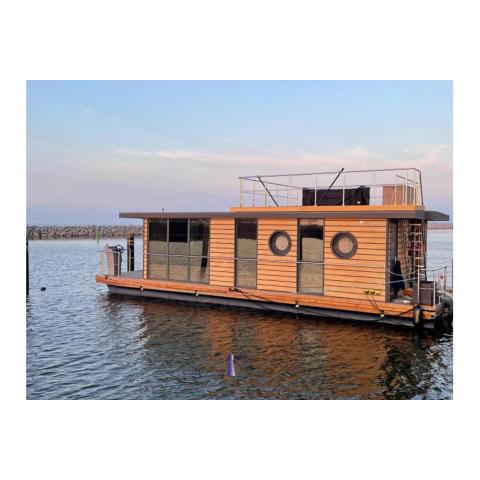 Hausboot Fjord HAVEN mit Biosauna in Barth