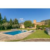 Historical house Mallorca pool wifi aircon/heat sleeps 12-14