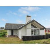 Holiday Home Florine - 150m from the sea in NW Jutland by Interhome