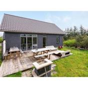 Holiday Home Henrieta - 4km from the sea in Western Jutland by Interhome