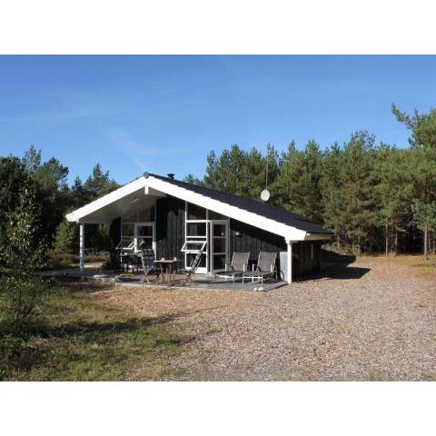 Holiday Home Lieselotte - 400m from the sea in NE Jutland by Interhome