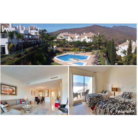 Holiday home, with sea and mountain views, in Mijas Costa