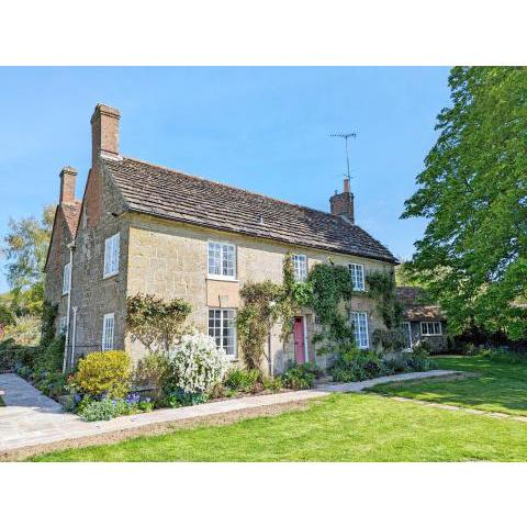 Holme Street House and Dove Cote Lodge