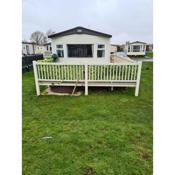 Hot tub hols 3 bed caravan at 42 Kingfisher Court