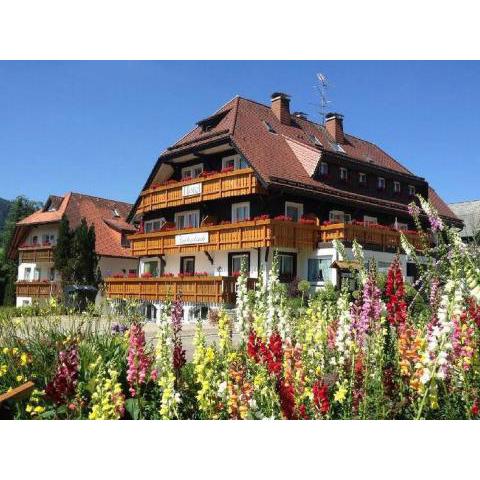 Hotel Zartenbach B&B