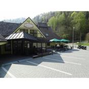 Hotel zum Wasserfall Garni