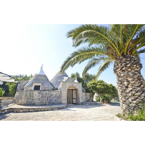 I Trulli del Ciliegio con giardino by Wonderful Italy