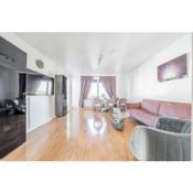 ID 7074 - Private Apartment